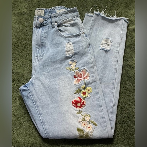 91 Cotton On Straight Leg Blue Jeans with Distressed Floral Design - Picture 1 of 13